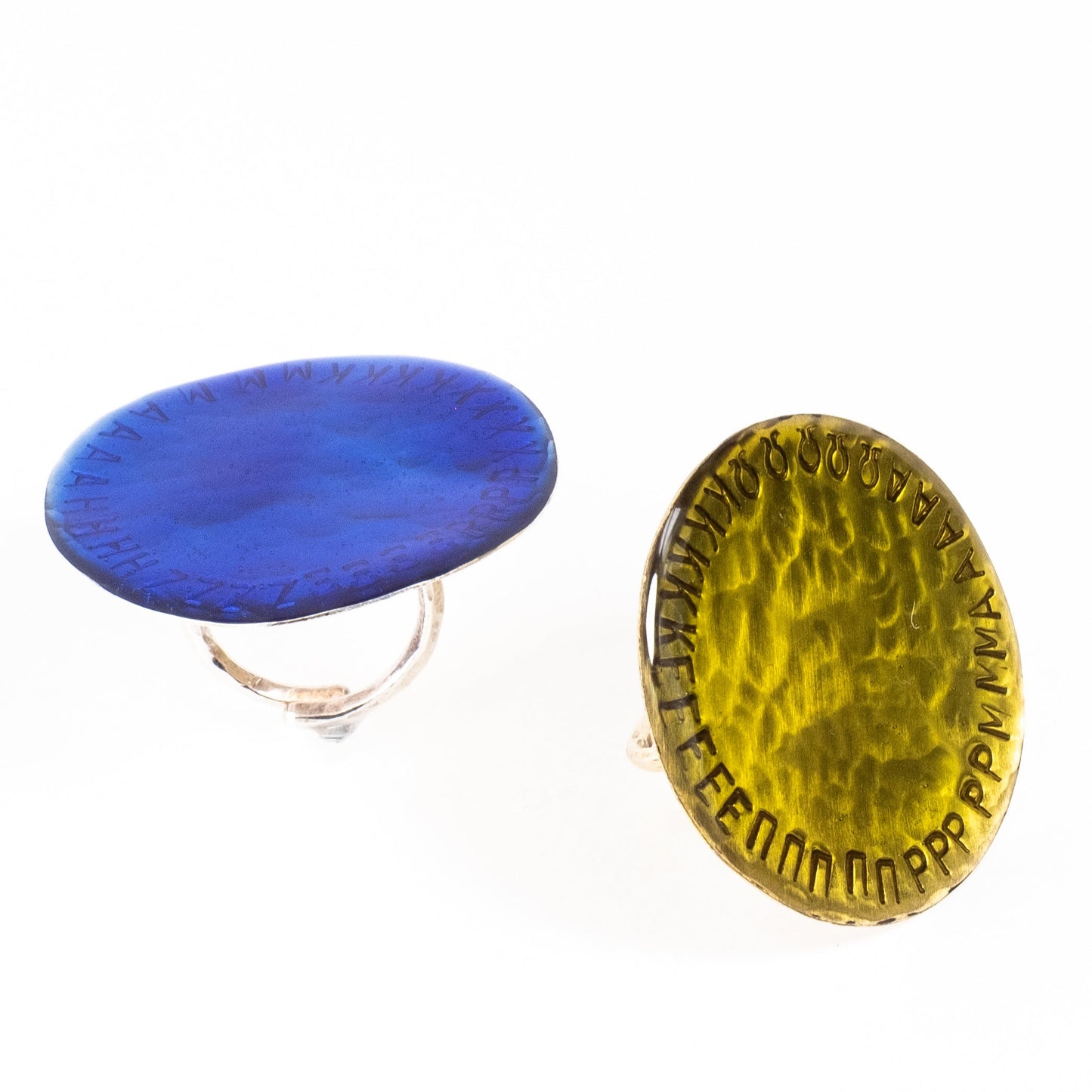 Engraved Disc Ring - Yellow Light